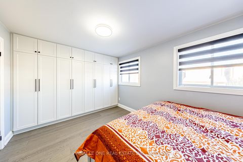 Photo 28 at 6 Mansewood Gardens, West Hill, Toronto