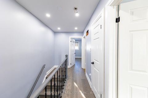 Photo 33 at 6 Mansewood Gardens, West Hill, Toronto