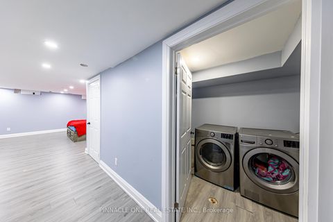 Photo 35 at 6 Mansewood Gardens, West Hill, Toronto