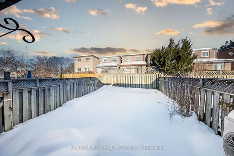 Photo 39 at 6 Mansewood Gardens, West Hill, Toronto