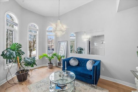 Photo 5 at 67 Kenilworth Crescent, Brooklin, Whitby