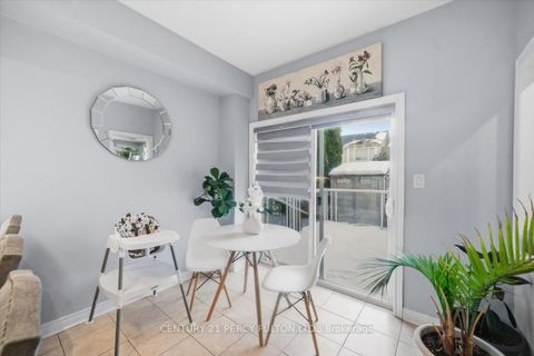 Photo 13 at 67 Kenilworth Crescent, Brooklin, Whitby