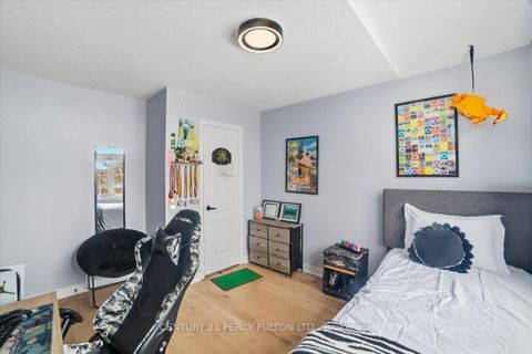 Photo 24 at 67 Kenilworth Crescent, Brooklin, Whitby