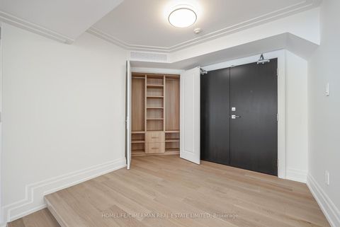 Photo 2 at 1403 - 240 Heath Street W, Forest Hill South, Toronto