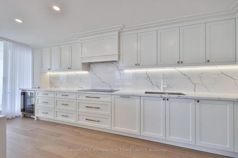 Photo 17 at 1403 - 240 Heath Street W, Forest Hill South, Toronto