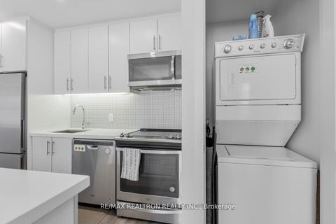 Photo 13 at 34 - 247 Broward Way, Rural Innisfil, Innisfil