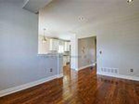 Photo 5 at 52 Wessex Drive, Brooklin, Whitby