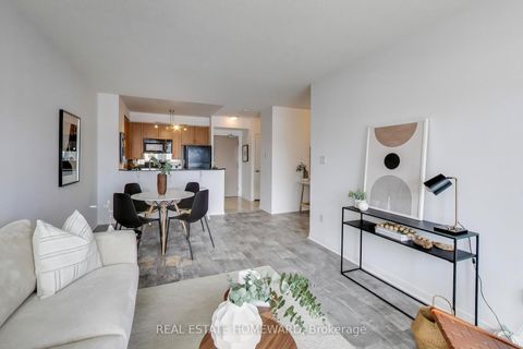 Photo 2 at 412 - 2495 Dundas Street W, High Park North, Toronto