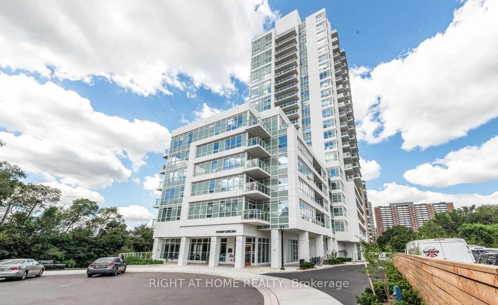 202 - 10 Wilby Crescent, Weston, Toronto 