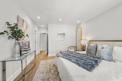 Photo 15 at 306 Manor Road E, Mount Pleasant East, Toronto