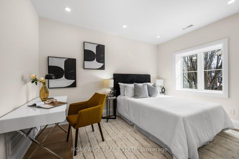 Photo 20 at 306 Manor Road E, Mount Pleasant East, Toronto