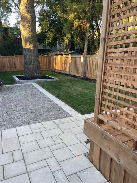 Photo 31 at 306 Manor Road E, Mount Pleasant East, Toronto