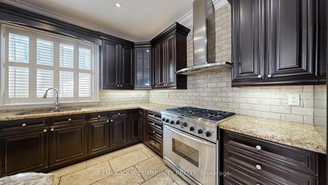 Photo 16 at 83 Hunt Avenue, Mill Pond, Richmond Hill