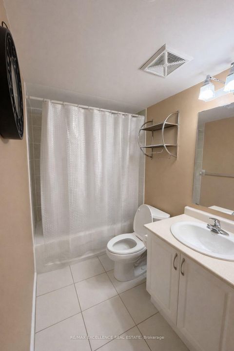 Photo 6 at 2033 - 3043 Finch Avenue W, Humbermede, Toronto