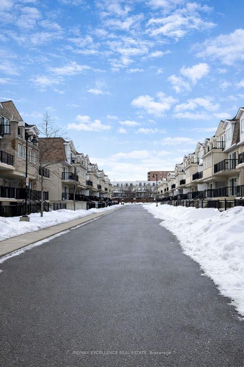 Photo 7 at 2033 - 3043 Finch Avenue W, Humbermede, Toronto