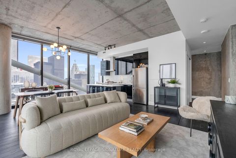 Photo 2 at 4002 - 224 King Street W, Waterfront Communities C1, Toronto