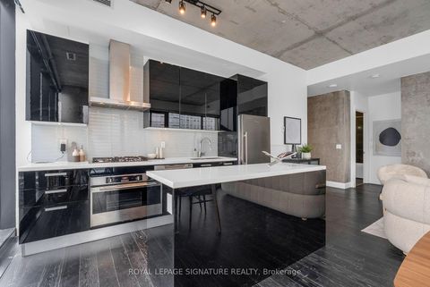 Photo 7 at 4002 - 224 King Street W, Waterfront Communities C1, Toronto