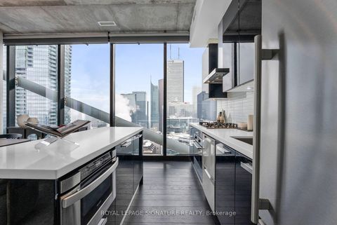 Photo 9 at 4002 - 224 King Street W, Waterfront Communities C1, Toronto
