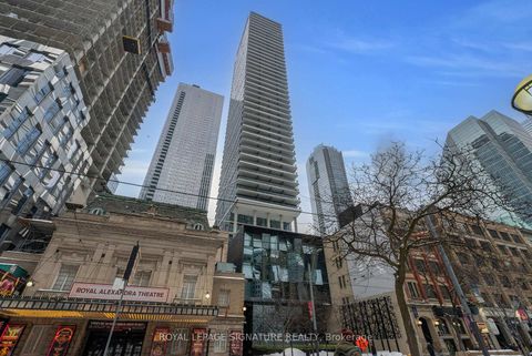 Photo 22 at 4002 - 224 King Street W, Waterfront Communities C1, Toronto