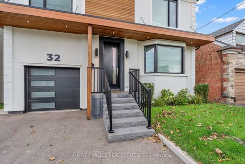 Photo 2 at 32 Almont Road, Clanton Park, Toronto
