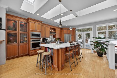 Photo 19 at 162 Kempenfelt Drive, North Shore, Barrie