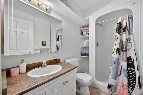 Photo 32 at 162 Kempenfelt Drive, North Shore, Barrie