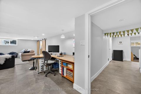 Photo 33 at 162 Kempenfelt Drive, North Shore, Barrie