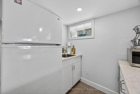 Photo 34 at 162 Kempenfelt Drive, North Shore, Barrie