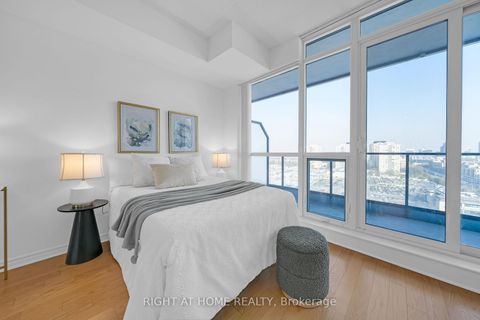 Photo 8 at 1003 - 2885 Bayview Avenue, Bayview Village, Toronto