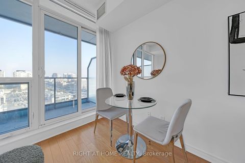 Photo 9 at 1003 - 2885 Bayview Avenue, Bayview Village, Toronto