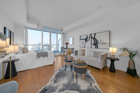 Photo 12 at 1003 - 2885 Bayview Avenue, Bayview Village, Toronto