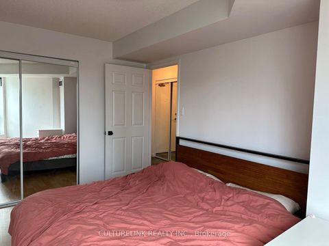 Photo 10 at PH08 - 109 Front Street E, Moss Park, Toronto