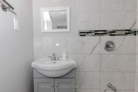 Photo 39 at 95 Fontainbleau Drive, Newtonbrook West, Toronto