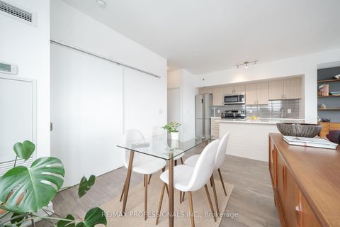 Photo 10 at 811 - 11 Superior Avenue, Mimico, Toronto