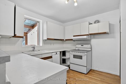 Photo 6 at 387 Keewatin Avenue, Mount Pleasant East, Toronto
