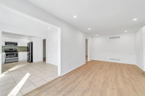 Photo 12 at 391 Hickling Trail, Grove East, Barrie