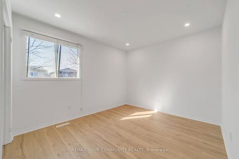 Photo 27 at 391 Hickling Trail, Grove East, Barrie