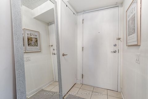 Photo 8 at 459 - 525 Wilson Avenue, Clanton Park, Toronto