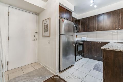 Photo 10 at 459 - 525 Wilson Avenue, Clanton Park, Toronto