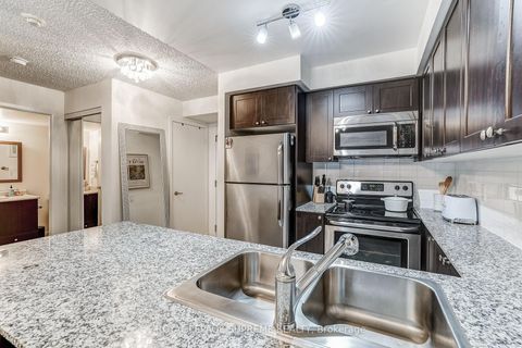 Photo 15 at 459 - 525 Wilson Avenue, Clanton Park, Toronto