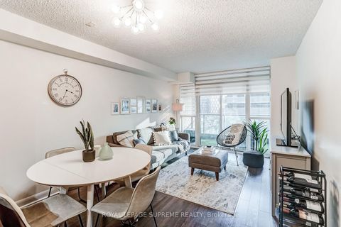 Photo 18 at 459 - 525 Wilson Avenue, Clanton Park, Toronto