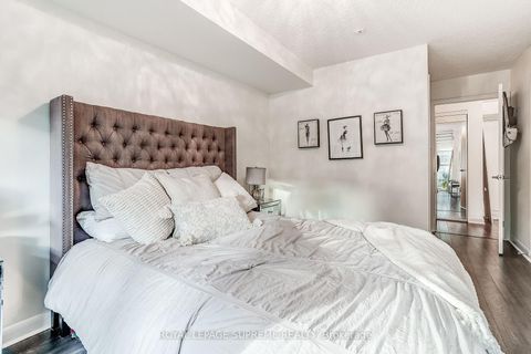 Photo 26 at 459 - 525 Wilson Avenue, Clanton Park, Toronto