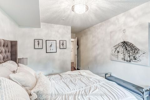 Photo 28 at 459 - 525 Wilson Avenue, Clanton Park, Toronto