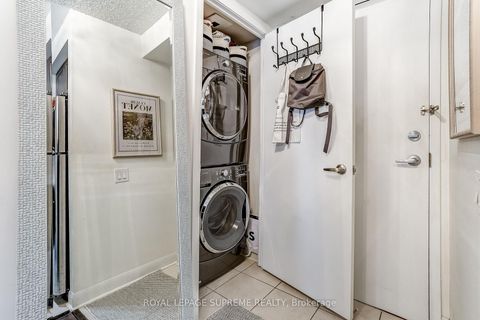 Photo 30 at 459 - 525 Wilson Avenue, Clanton Park, Toronto