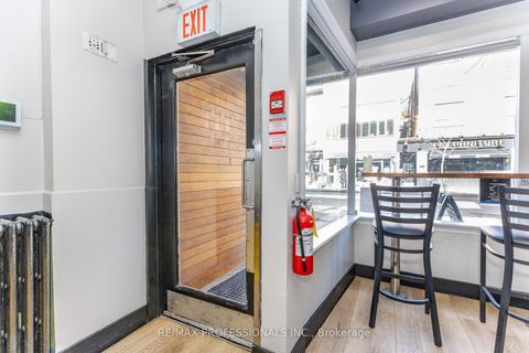 Photo 3 at 495 Bloor Street W, University, Toronto