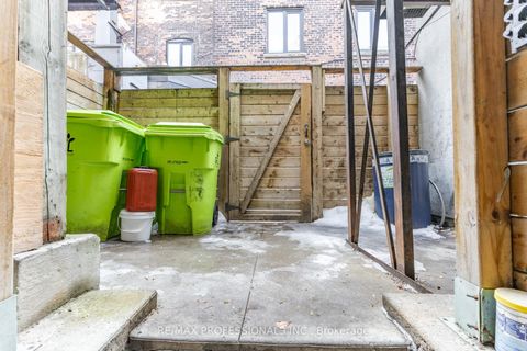 Photo 30 at 495 Bloor Street W, University, Toronto