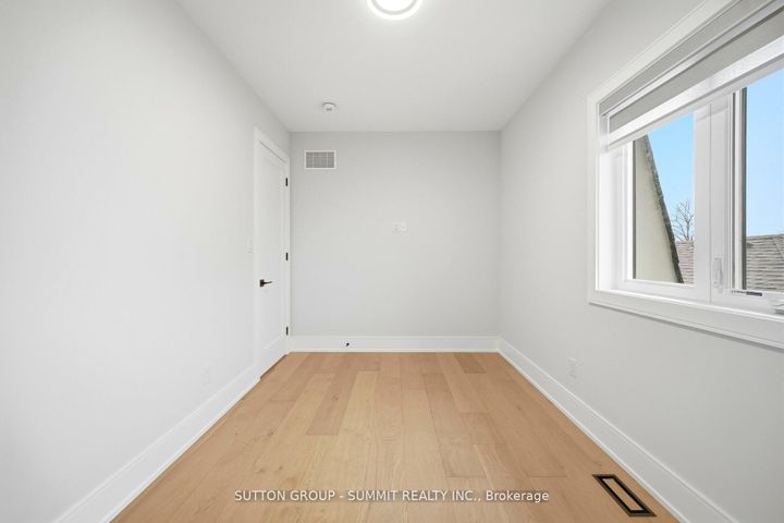 Photo 35 at 1228 Alexandra Avenue, Lakeview, Mississauga