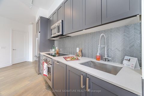 Photo 7 at 109 - 293 The Kingsway, Humber Valley, Toronto