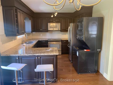 Photo 2 at 167 Stephenson Crescent, Crosby, Richmond Hill