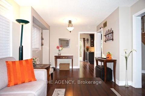 Photo 7 at 167 Stephenson Crescent, Crosby, Richmond Hill